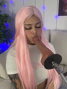 Snapshot of kath_kitty chatting on 23, 10, 2025 kath kitty online show from 23, 10, 2025