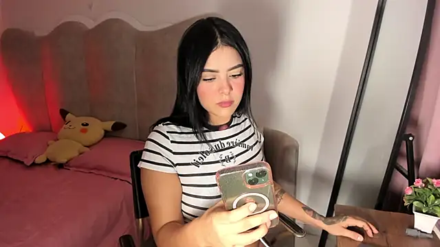 rachaeldeckard   online show from 11, 1, 2025