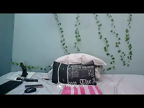 Snapshot of TAMARADEEXXL1989 chatting on 30, 12, 2024 TAMARADEEXXL1989 online show from 30, 12, 2024