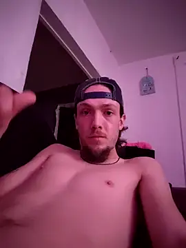 Snapshot of charmingHWC chatting on 25, 12, 2024 charmingHWC online show from 25, 12, 2024