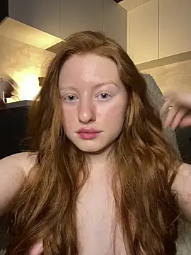 Snapshot of redhead_peach chatting on 2, 3, 2025 redhead peach online show from 2, 3, 2025