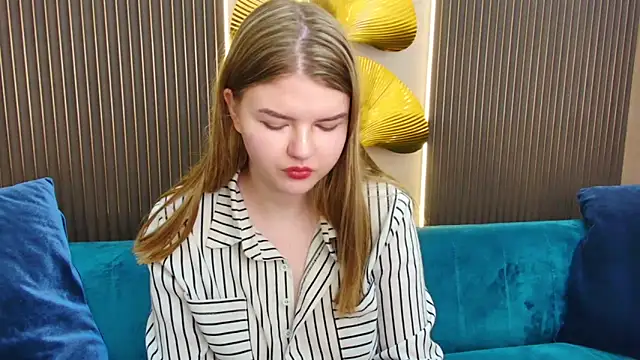 JessyCoss online show from 8, 3, 2025