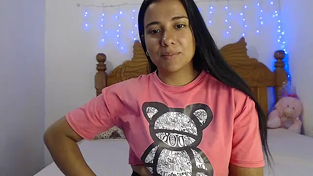 Coral0403 online show from 6, 2, 2025