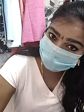Snapshot of meena_27 chatting on 7, 2, 2025 meena 27 online show from 7, 2, 2025