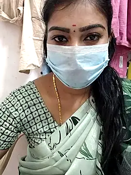 Snapshot of meena_27 chatting on 11, 2, 2025 meena 27 online show from 11, 2, 2025