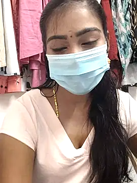 Snapshot of meena_27 chatting on 14, 2, 2025 meena 27 online show from 14, 2, 2025