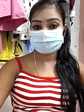 Snapshot of meena_27 chatting on 18, 2, 2025 meena 27 online show from 18, 2, 2025