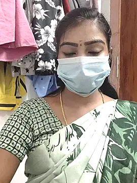 Snapshot of meena_27 chatting on 20, 2, 2025 meena 27 online show from 20, 2, 2025