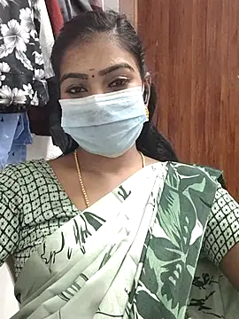 Snapshot of meena_27 chatting on 20, 2, 2025 meena 27 online show from 20, 2, 2025
