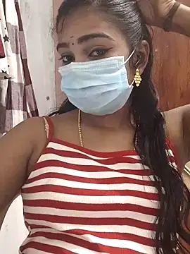 Snapshot of meena_27 chatting on 2, 3, 2025 meena 27 online show from 2, 3, 2025