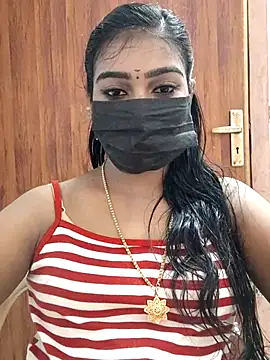 Snapshot of meena_27 chatting on 19, 3, 2025 meena 27 online show from 19, 3, 2025