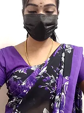 Snapshot of meena_27 chatting on 11, 9, 2025 meena 27 online show from 11, 9, 2025