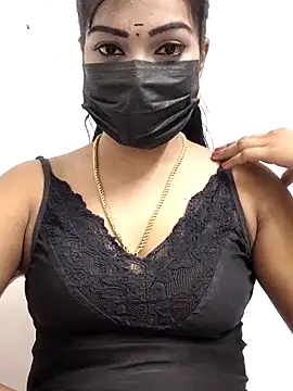 Snapshot of meena_27 chatting on 21, 9, 2025 meena 27 online show from 21, 9, 2025