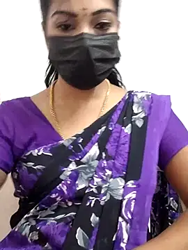 Snapshot of meena_27 chatting on 23, 9, 2025 meena 27 online show from 23, 9, 2025