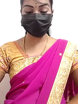 Snapshot of meena_27 chatting on 25, 9, 2025 meena 27 online show from 25, 9, 2025