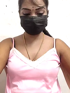 Snapshot of meena_27 chatting on 27, 9, 2025 meena 27 online show from 27, 9, 2025