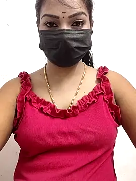 Snapshot of meena_27 chatting on 2, 10, 2025 meena 27 online show from 2, 10, 2025