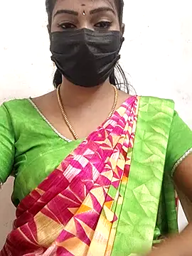 Snapshot of meena_27 chatting on 9, 10, 2025 meena 27 online show from 9, 10, 2025