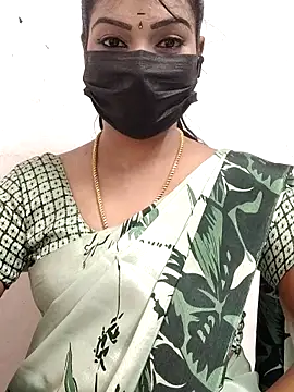 Snapshot of meena_27 chatting on 13, 10, 2025 meena 27 online show from 13, 10, 2025
