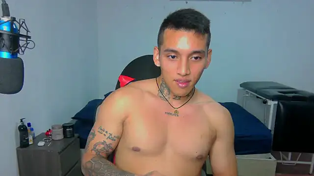 Snapshot of David_Adams2003 chatting on 20, 1, 2025 David Adams2003 online show from 20, 1, 2025