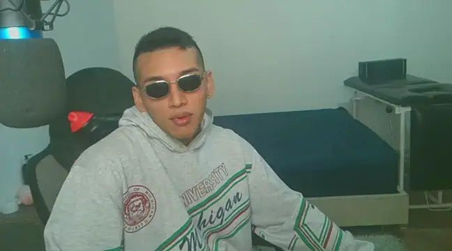 Snapshot of David_Adams2003 chatting on 26, 1, 2025 David Adams2003 online show from 26, 1, 2025