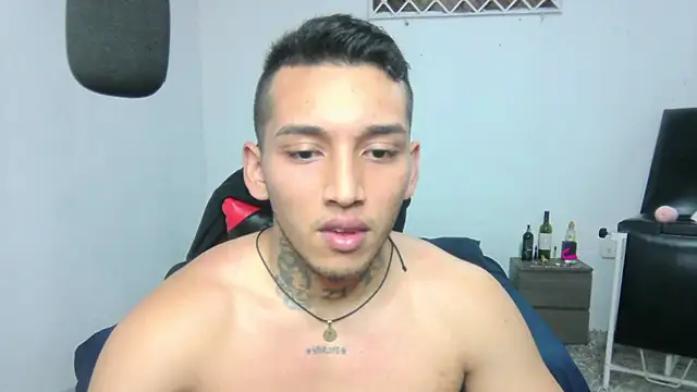 Snapshot of David_Adams2003 chatting on 26, 2, 2025 David Adams2003 online show from 26, 2, 2025