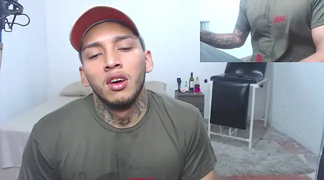 Snapshot of David_Adams2003 chatting on 13, 3, 2025 David Adams2003 online show from 13, 3, 2025