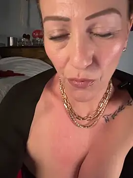 Snapshot of AlessasRoom chatting on 15, 2, 2026 AlessasRoom online show from 15, 2, 2026