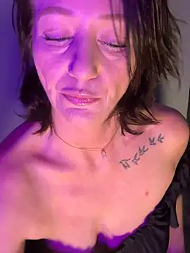 Snapshot of AlessasRoom chatting on 12, 3, 2026 AlessasRoom online show from 12, 3, 2026