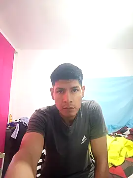 Snapshot of elmazitogrande chatting on 3, 1, 2025 elmazitogrande online show from 3, 1, 2025