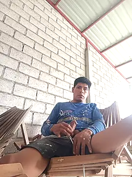 Snapshot of elmazitogrande chatting on 3, 10, 2025 elmazitogrande online show from 3, 10, 2025