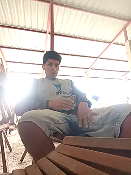 Snapshot of elmazitogrande chatting on 9, 10, 2025 elmazitogrande online show from 9, 10, 2025