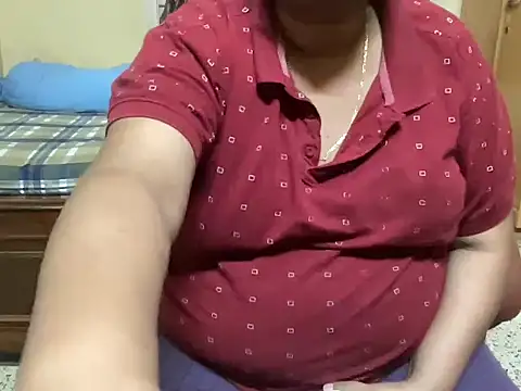 Snapshot of FatIndianBoy chatting on 15, 1, 2025 FatIndianBoy online show from 15, 1, 2025