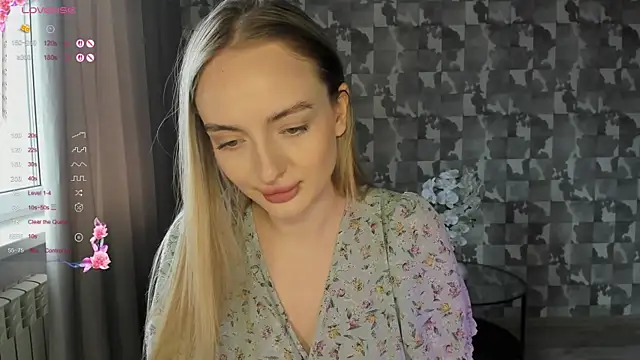 Snapshot of A_delina chatting on 14, 4, 2026 A delina online show from 14, 4, 2026