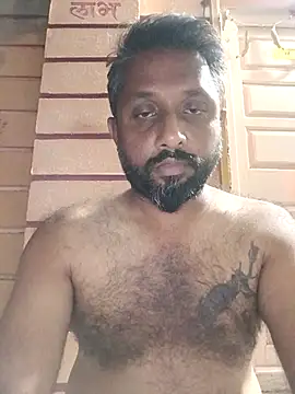 Snapshot of carria_homes chatting on 25, 10, 2025 carria homes online show from 25, 10, 2025