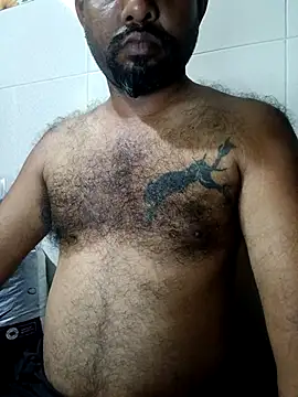 Snapshot of carria_homes chatting on 17, 11, 2025 carria homes online show from 17, 11, 2025