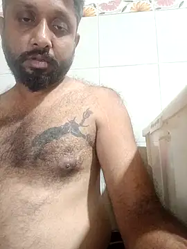 Snapshot of carria_homes chatting on 16, 12, 2025 carria homes online show from 16, 12, 2025