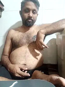 Snapshot of carria_homes chatting on 19, 12, 2025 carria homes online show from 19, 12, 2025