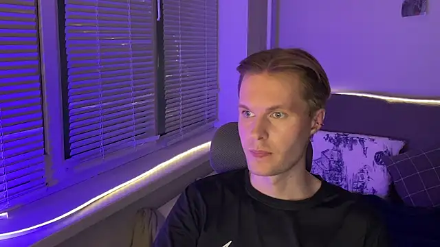 Snapshot of Leonnextdoor chatting on 16, 1, 2026 Leonnextdoor online show from 16, 1, 2026