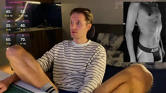 Snapshot of Leonnextdoor chatting on 21, 2, 2026 Leonnextdoor online show from 21, 2, 2026