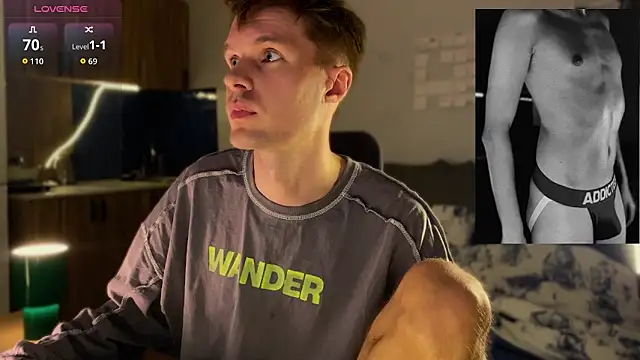 Snapshot of Leonnextdoor chatting on 12, 3, 2026 Leonnextdoor online show from 12, 3, 2026