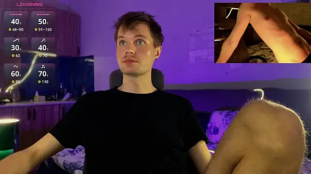 Snapshot of Leonnextdoor chatting on 11, 4, 2026 Leonnextdoor online show from 11, 4, 2026