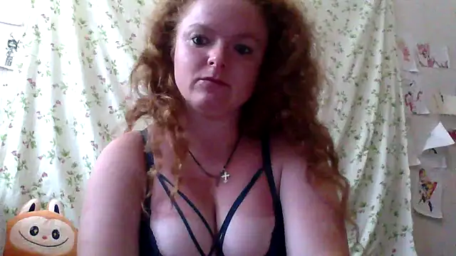 Snapshot of Rae_Jeannie chatting on 8, 7, 2026 Rae Jeannie online show from 8, 7, 2026