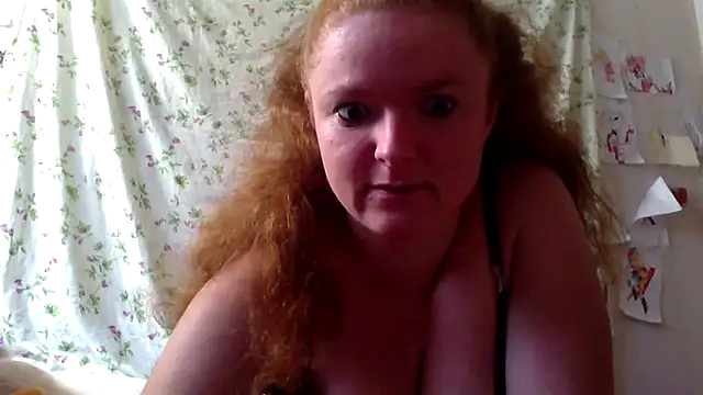 Snapshot of Rae_Jeannie chatting on 18, 7, 2026 Rae Jeannie online show from 18, 7, 2026