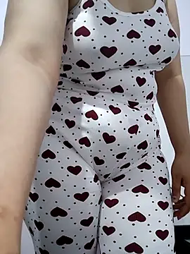 Snapshot of Lilisex chatting on 12, 11, 2025 Lilisex online show from 12, 11, 2025