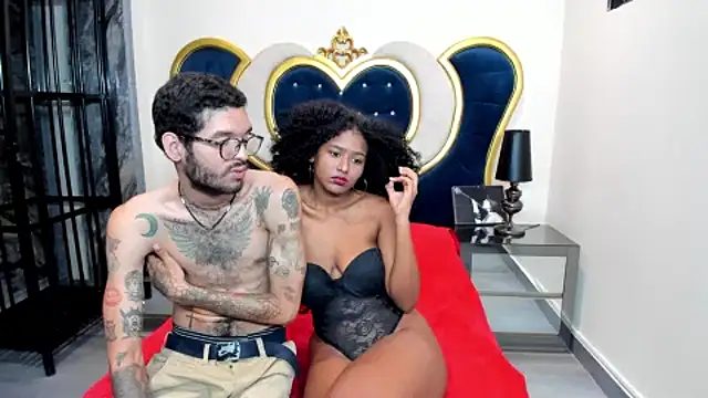 Snapshot of JenniferandBen chatting on 26, 1, 2025 JenniferandBen online show from 26, 1, 2025