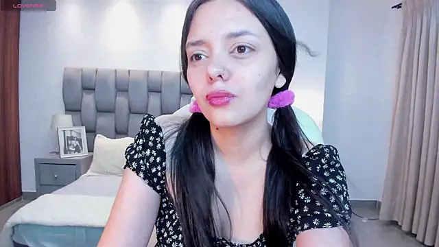 Snapshot of amelia_cherry chatting on 4, 2, 2025 amelia cherry online show from 4, 2, 2025