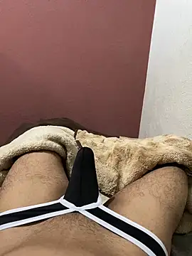 DidierGonzalez23 online show from 7, 1, 2026