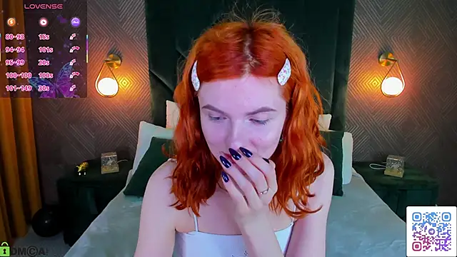 CharlotteMitchell online show from 25, 11, 2025