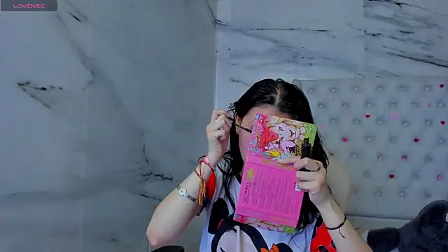 Snapshot of arissha_lee chatting on 12, 6, 2026 arissha lee online show from 12, 6, 2026